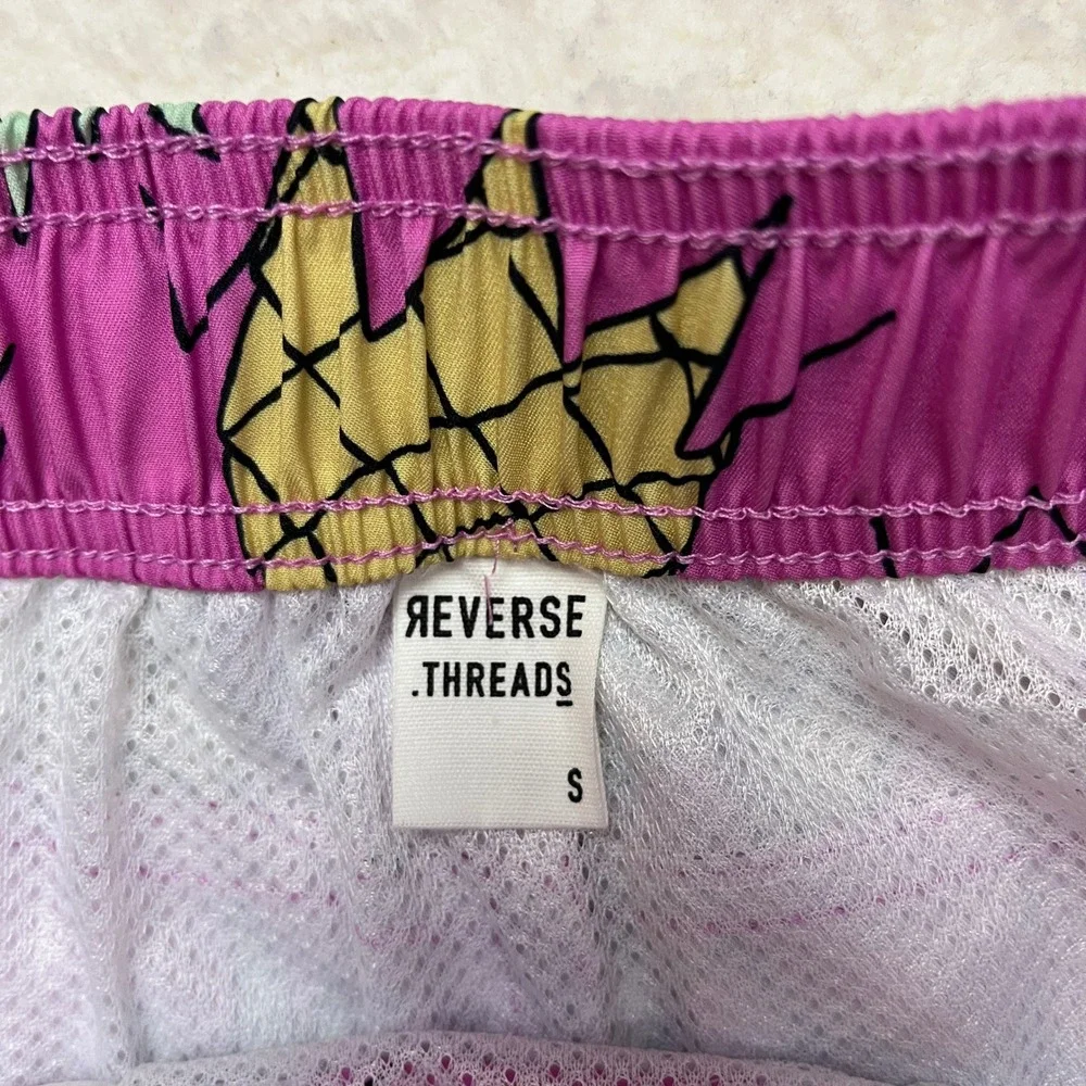 Reverse Threads Swim Trunks Mens Small Pink Pineapple Print‎ Cargo Shorts